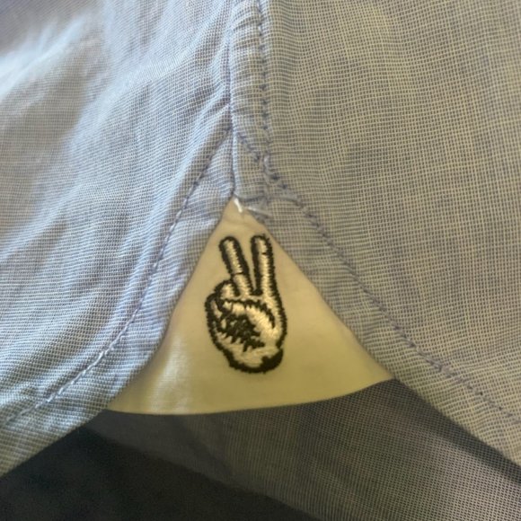 JOHN VARVATOS SLIM FIT BUTTON FRONT SHIRT 16 - Picture 5 of 5